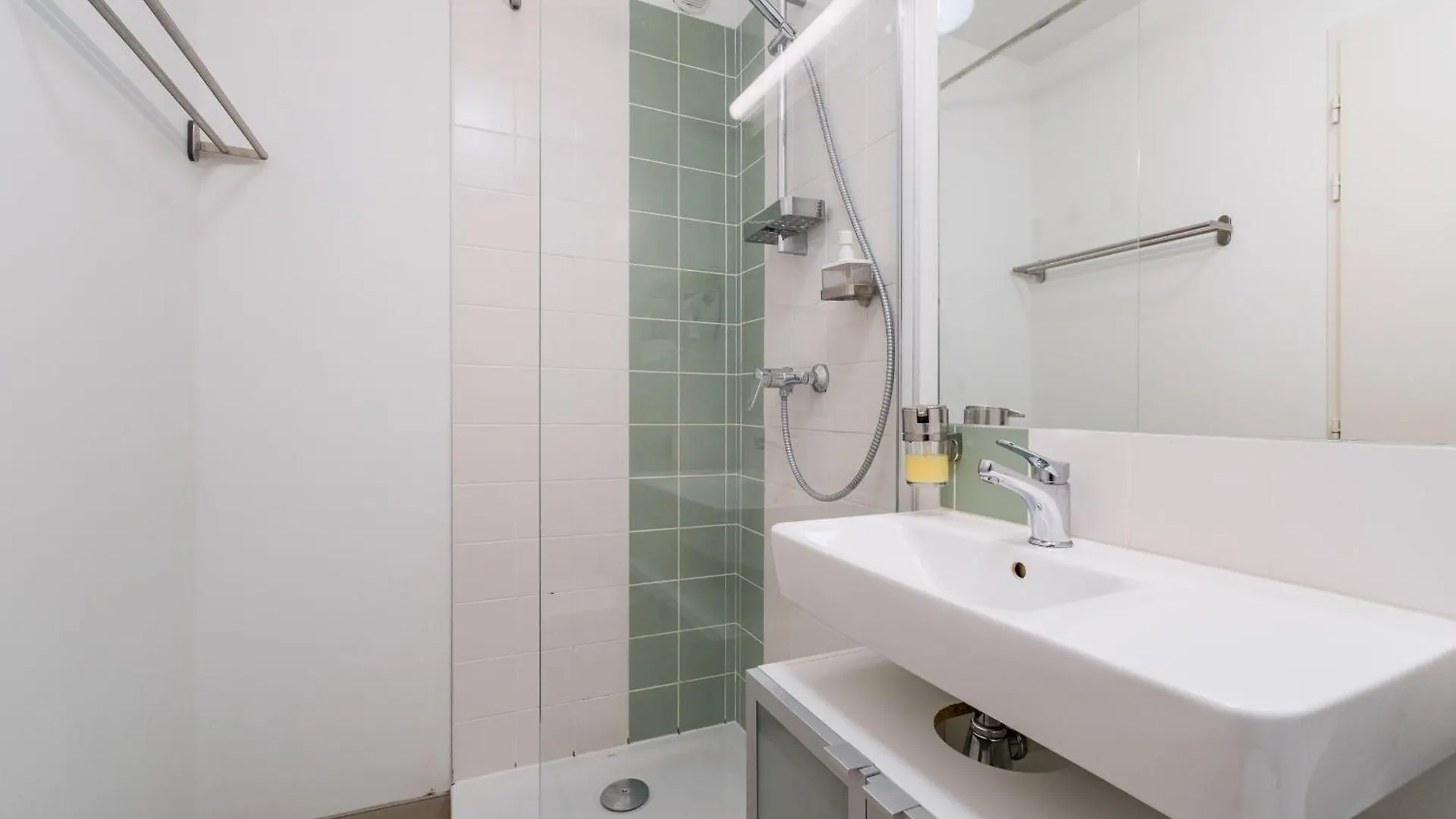 Apart-hotel Wine & Four - Chambre Agreable Sur Les Allees Toulouse França
